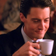 Illustration for article titled TWIN PEAKS IS COMING BACK!!!!!